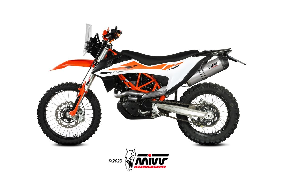 Sistema di scarico terminale KT.023.LNC Mivv OVAL TITANIO CON COPPA CARBONIO KTM 690 Enduro R 2021-2014