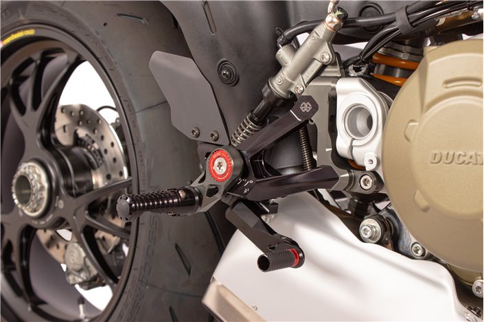 Repose-Pieds Arrière Mue2 Noir Gilles Tooling Ducati Streetfighter V4 V4S 1F 2021 - 2022