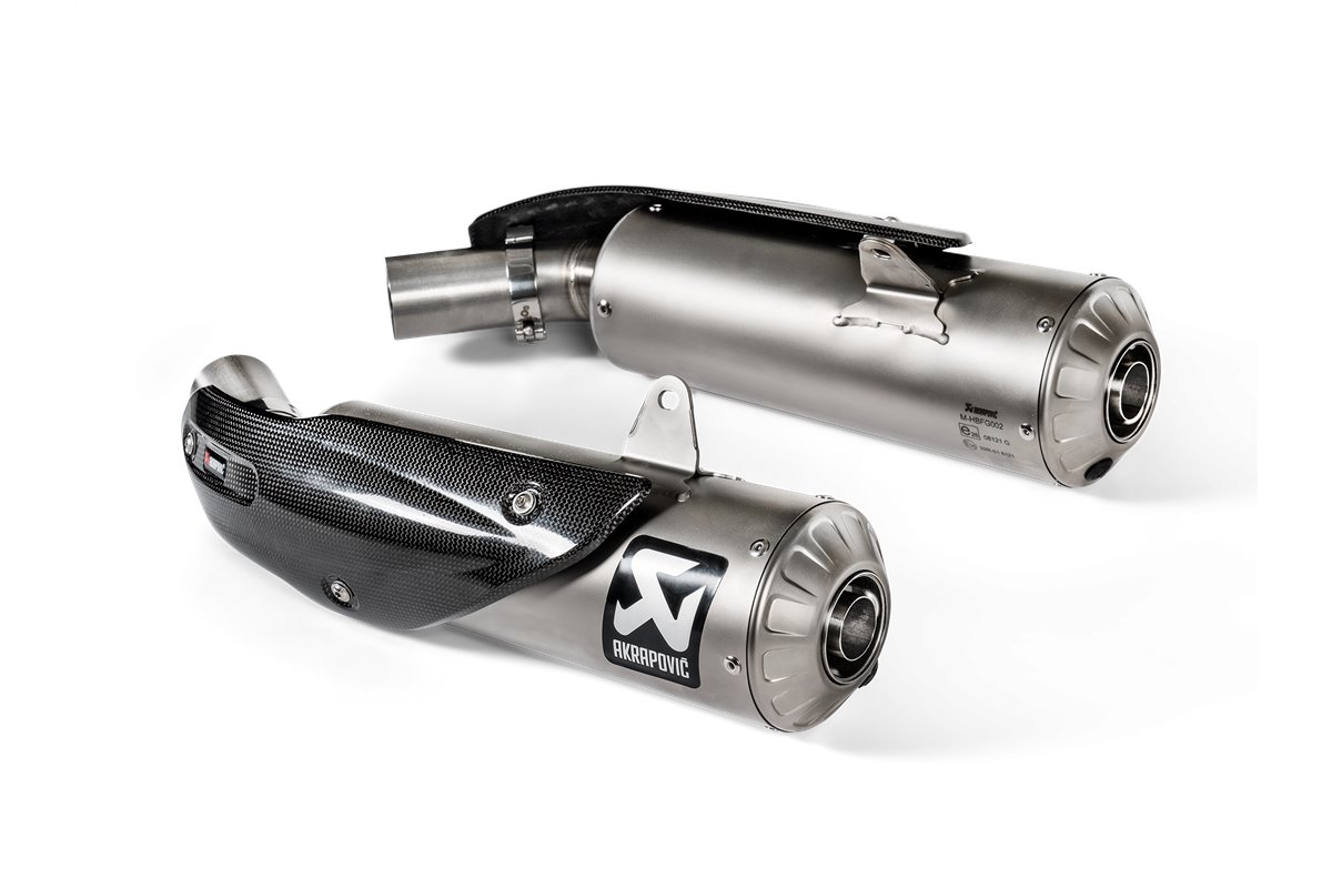 Silencer Exhaust Akrapovič Slip-On Line Titanium Ducati Scrambler 1100 (2018 - 2020)