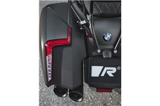 Remus 7783 089518LR Kundenspezifische Komplettauspuffanlage aus schwarzem Edelstahl BMW Enduro K 1600 Bagger/Grand America 2018