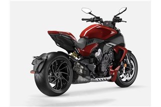 Ducati 380159 Pacchetto Accessori Sport Per Diavel V4 2023