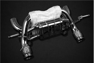 Terminal exhaust with OEM valve and Capristo Lamborghini Huracan EVO/STO thermal blanket