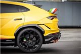 Exhaust with valve + central silencer and Wicrom Capristo Lamborghini Urus high-performance terminals