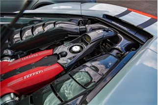 Capristo Ferrari 488 carbon engine compartment side covers