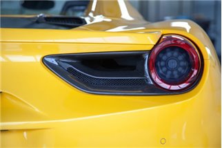 Capristo Ferrari 488 carbon rear light covers