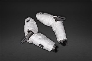 Decat downpipe with Ferrari F8 thermal blankets